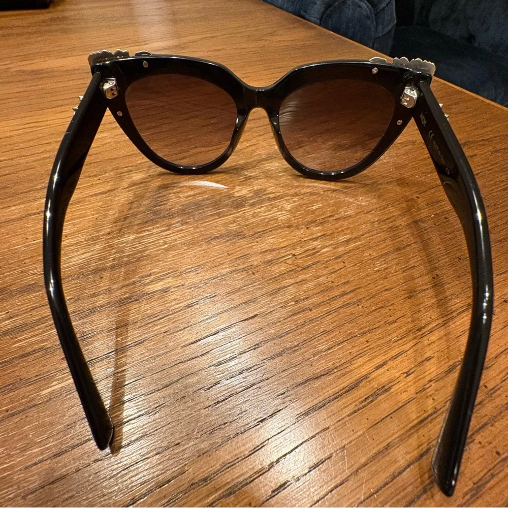 RARE MCM Black Sunglasses with Silver Detailing - Picture 8 of 16